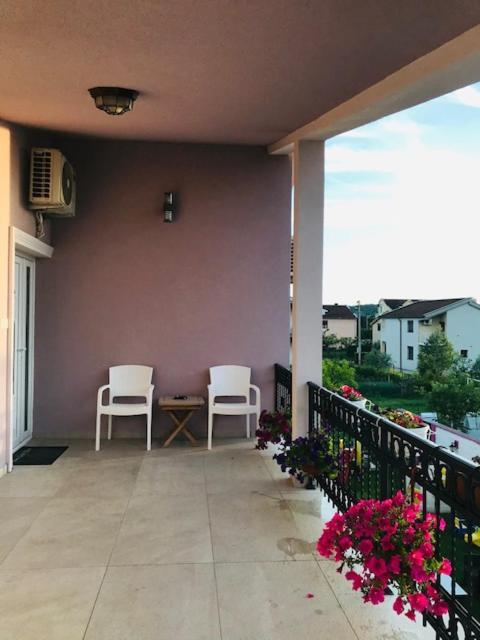 Apartman Mona Подгорица Экстерьер фото